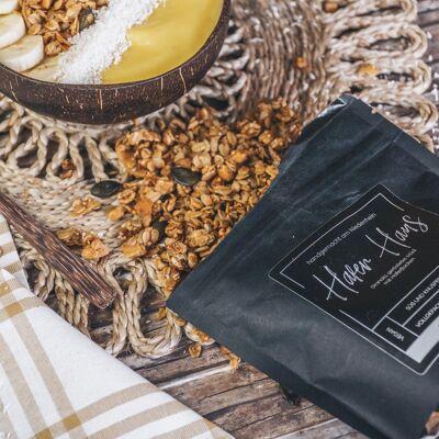 Granola, vegan and handmade, oat Hans in a kraft paper bag, 750g