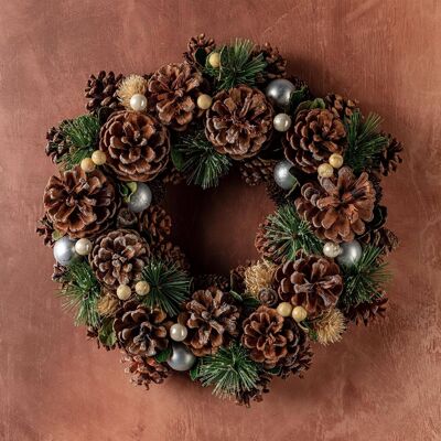 Pinecone Wreath With Silver Baubles