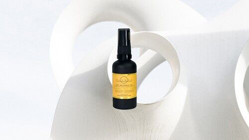 Walking on sunshine - Hand Sanitiser: mandarin and cedarwood