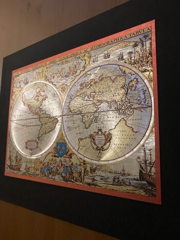 Carte du vieux monde | RED | Art métallique | Effet de lumière 3D 2