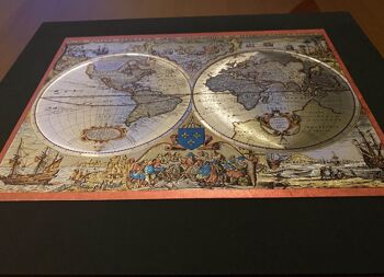 Carte du vieux monde | RED | Art métallique | Effet de lumière 3D 4