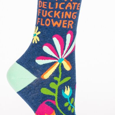 Delicados calcetines con diseño de flores