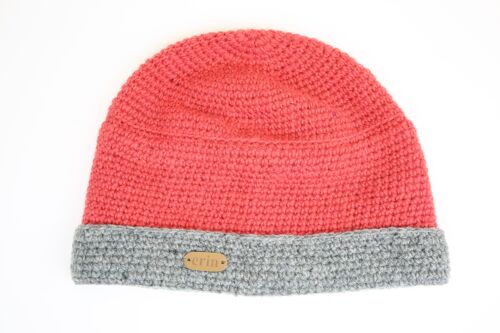 PK839 Crochet Turnup Hat Raspberry