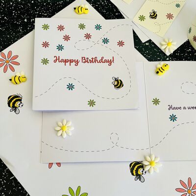 Simpatico biglietto di auguri per il compleanno di Bumble Bee