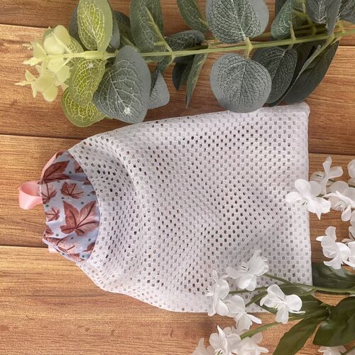 Pink Leafy Washbag