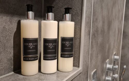 Lavender Body Wash, Shampoo & Conditioner - shampoo