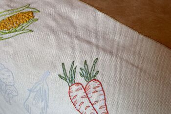 Kit de bricolage pour tablier de jardinage Stitch Your Vegetables 9