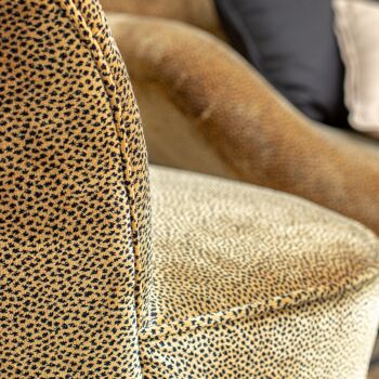 Fauteuil pivotant
 velours lisse leopard
 61x70x73cm cosy 4