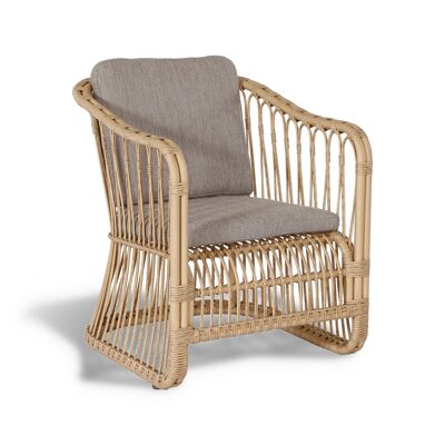 SILLÓN DE EXTERIOR EN
RATÁN SINTÉTICO CON
COJINES MOLE ZANZIBAR