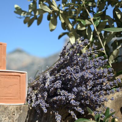 Oliven- und Lavendel-Naturseife