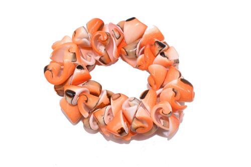 Armband aus Muscheln in Orange