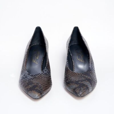 Zapato de salon gema serpiente carbon