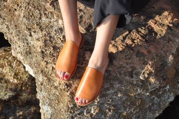Pantoufles en cuir, toboggans en cuir, sandales d'été, faites à la main - Tan naturel - Sandale Ippola 2
