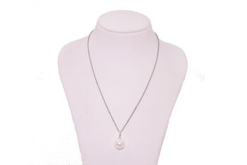 Perle de coquillage - blanche - pendentif avec chaîne 2