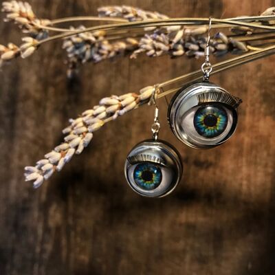 Northern Lights Blinking Doll Eye Earrings