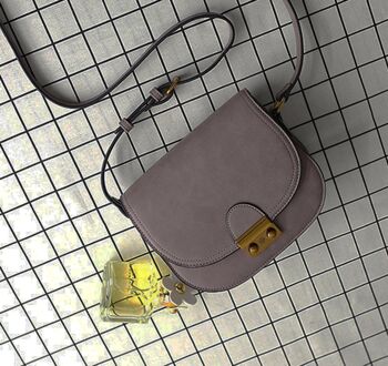AnBeck petit sac à main classique avec surface en cuir mat - violet clair 2