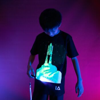 T-shirt lumineux interactif pour enfants - Fusée spatiale 4