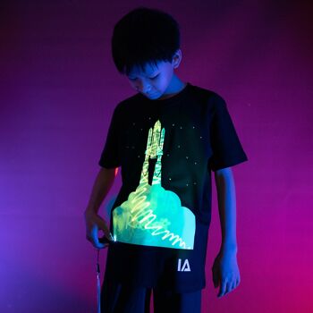 T-shirt lumineux interactif pour enfants - Fusée spatiale 6