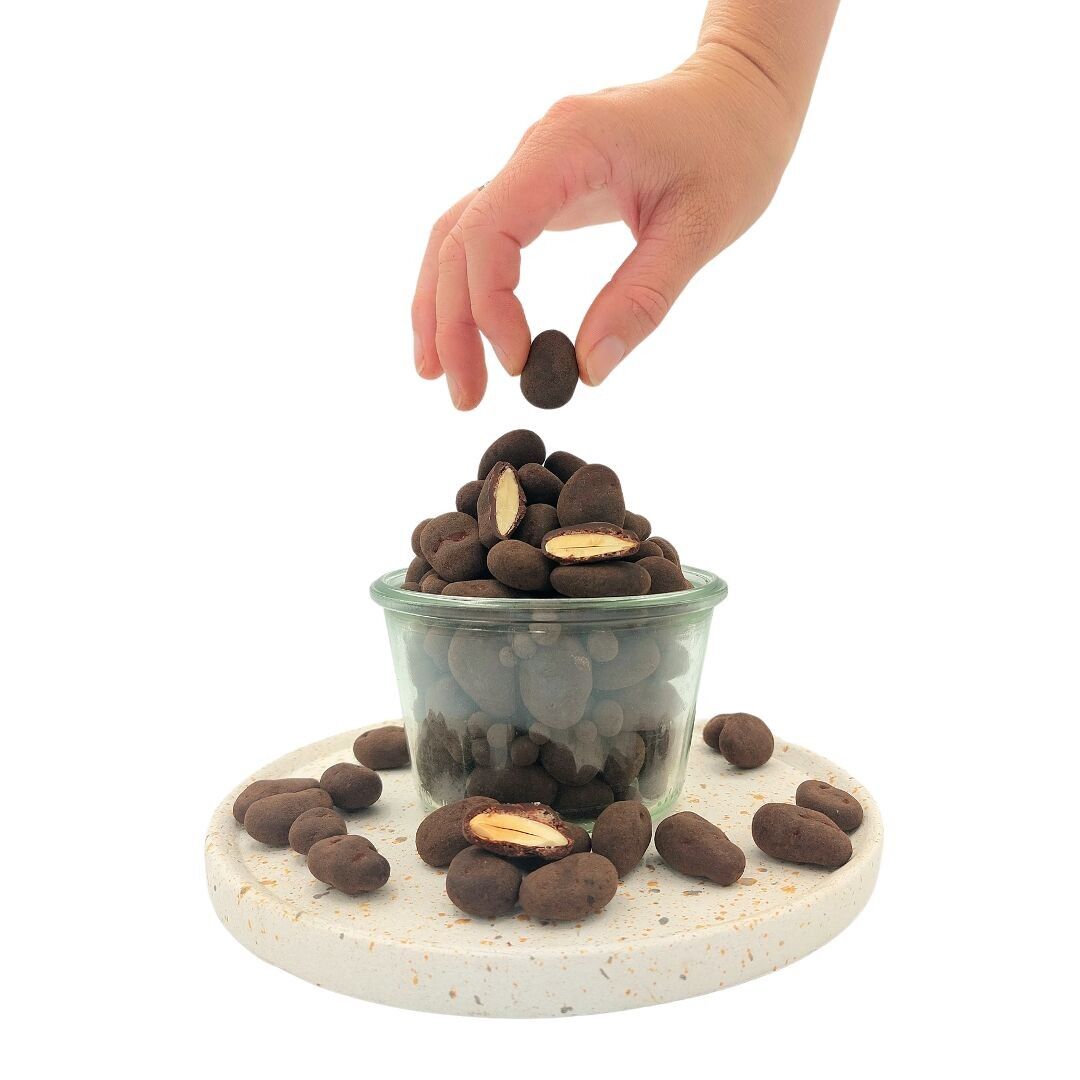 Almendras caramelizadas recubiertas de chocolate negro y cacao Granel 3kg