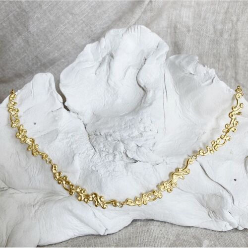 Pretty necklace | Gold