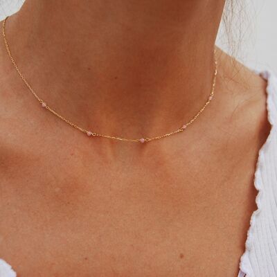 Gold 18K necklace with rose quartz.