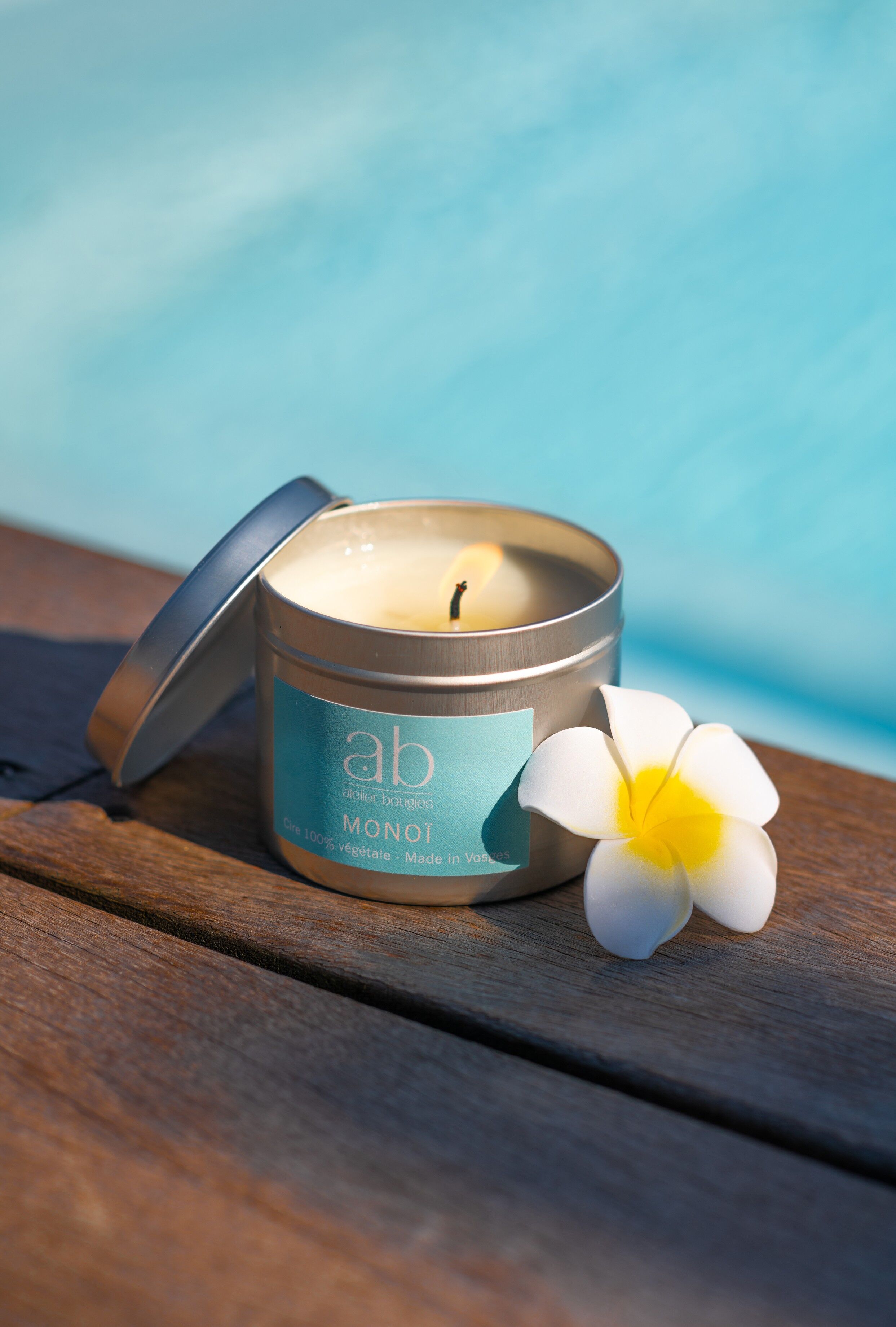 MONOI scented craft candle 180 gr