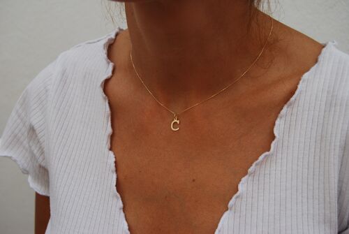 Gold 18K initial necklace