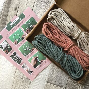 Macrame Coaster Kit - Blush Pink, Laurel et Beige - Kit d’artisanat adulte 3