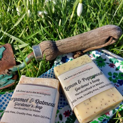 Gardeners Handmade natural Soap Lemon and Poppy Seed, vegan