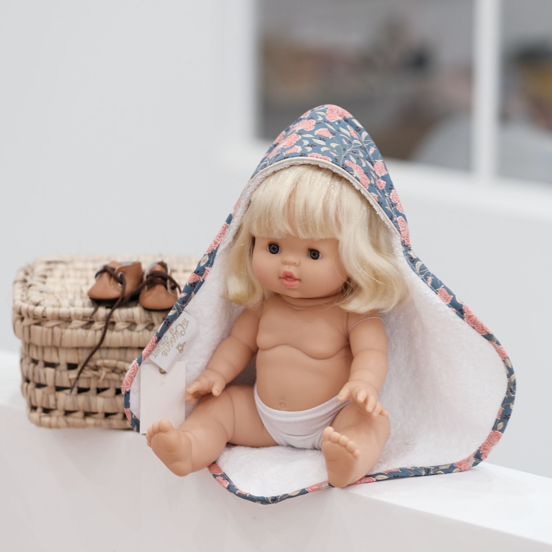 GOLD POPPY DOLL BATH CAPE
