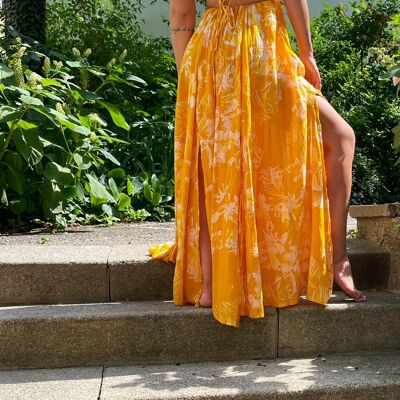 Floral yellow maxi Dress with open back