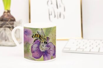 Animal Aura - tasses en porcelaine - bourdon sur fleur