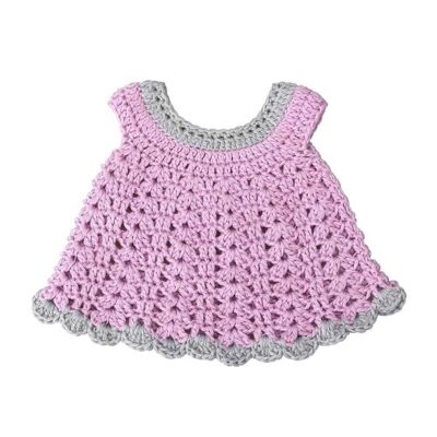 Robe au crochet pour jouer aux poupées