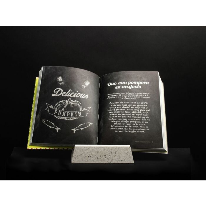 Gusta witte betonen boeken-/ tablethouders