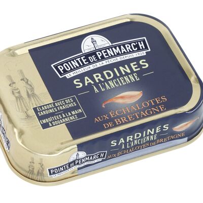 Old fashioned sardines in olive oil and shallots from Brittany