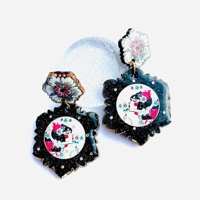 retro earrings,unusual earrings,floral earrings,art deo