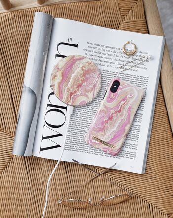 Fashion QI Charger Golden Blush Marble 2