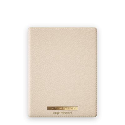 Pebbled Passport Cover Beige