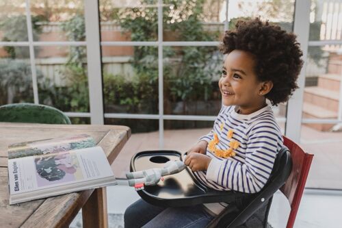 ONNA Vesta - Trona Portátil Negro: Comodidad y Seguridad para Bebés  de 6 Meses a 3 Años, Plegable y Adaptable