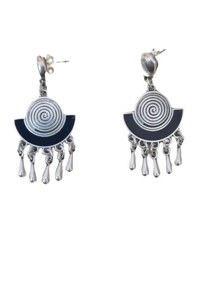 Orecchino a spirale con pendenti