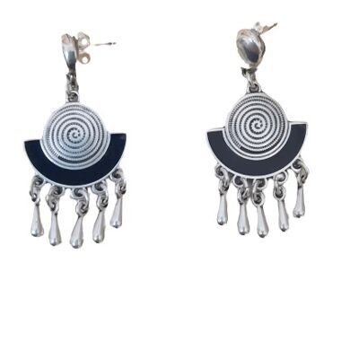 Spiral earring with pendants