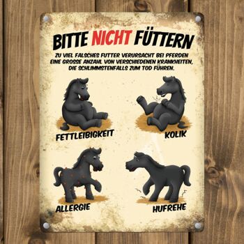 Metallschild mit schwarze Pferde Motiv und Spruch: Bitte nicht füttern