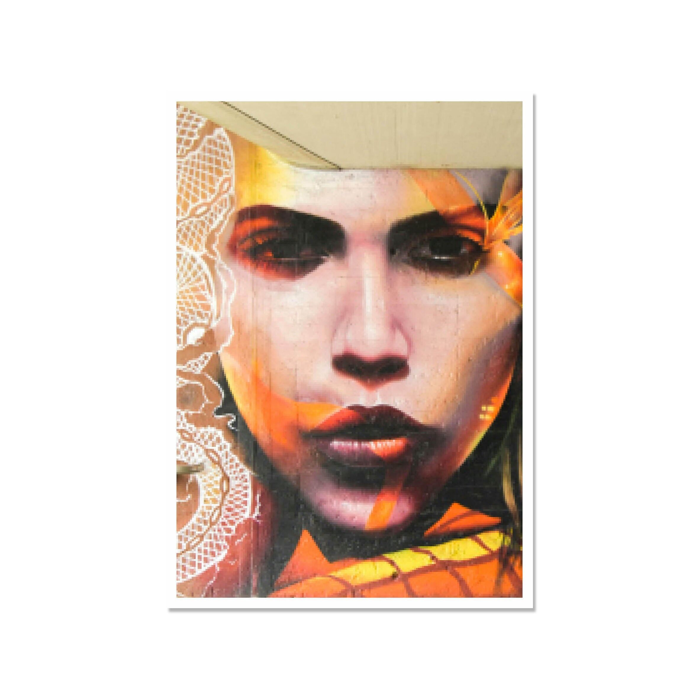 Cartolina alta, street art, RED FIERCE SEDUCTION