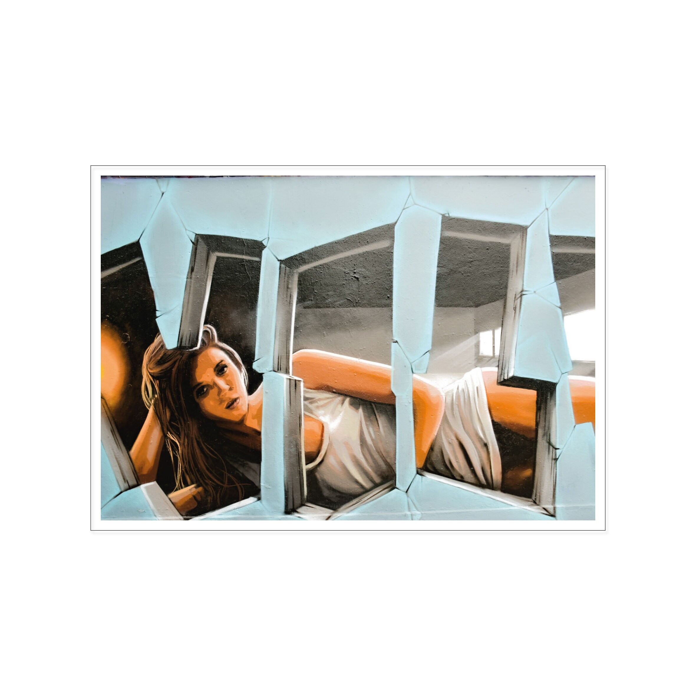 Cartolina di fronte, street art, DONNA MENTITA