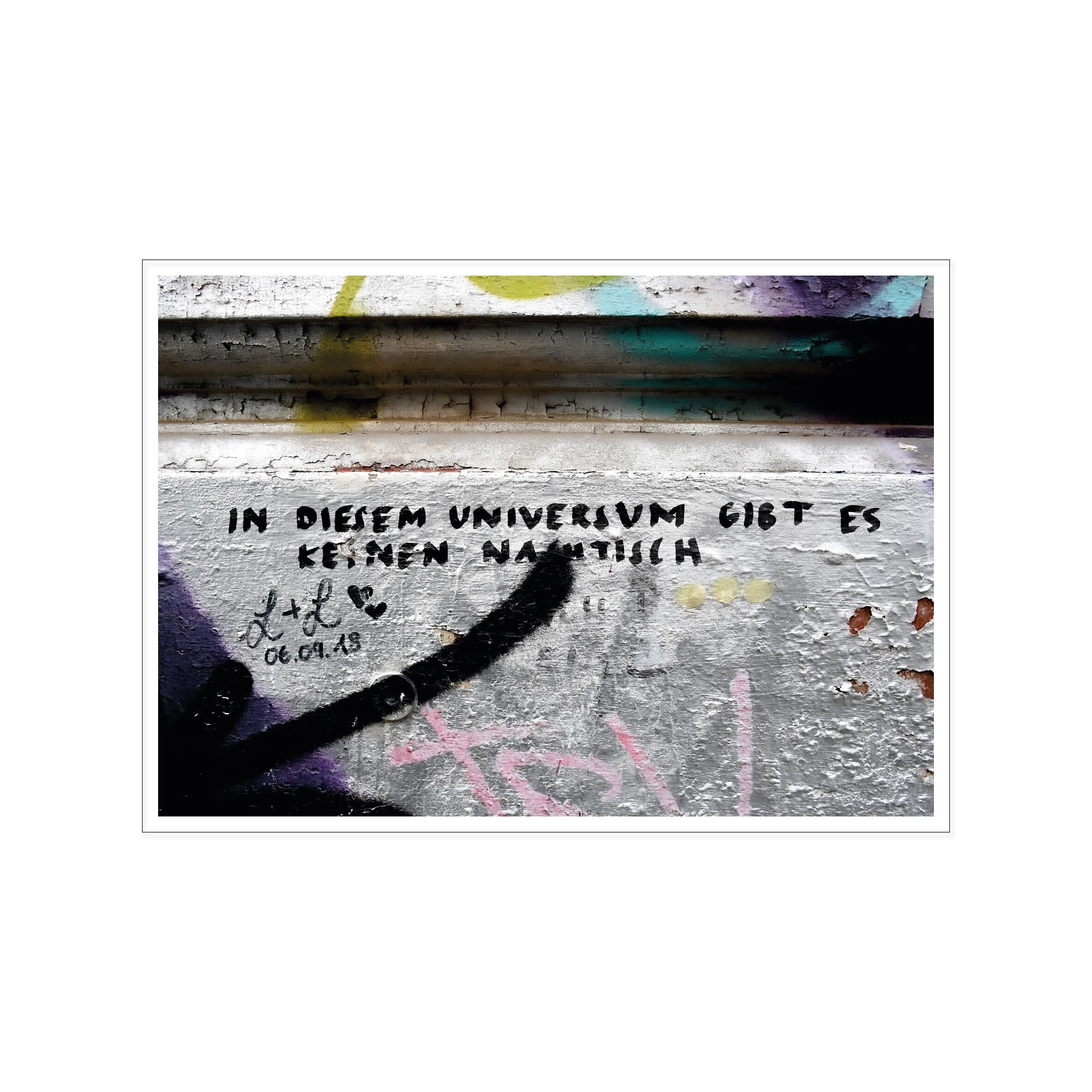 Paesaggio da cartolina, street art, IN QUESTO UNIVERSO