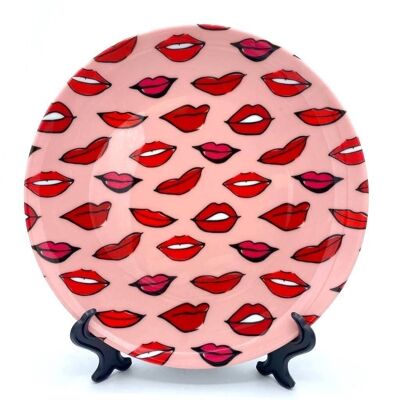 8-Zoll-Teller, rot & rosa Lippy-Muster in Pink von Broomhall