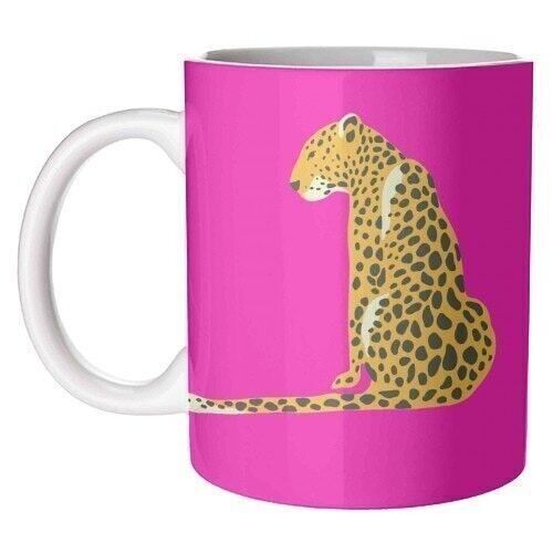Tazas, un leopardo se sienta por Wallace Elizabeth