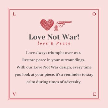 Love Not War Huggies - Doré 2