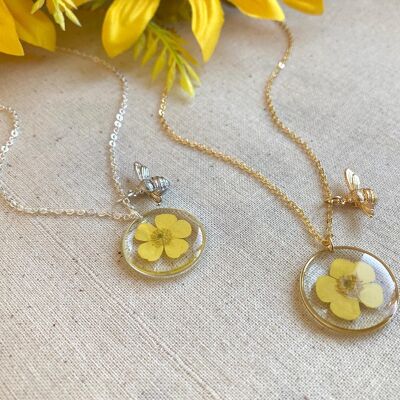 Real buttercup flower & Bee charm SILVER necklace.