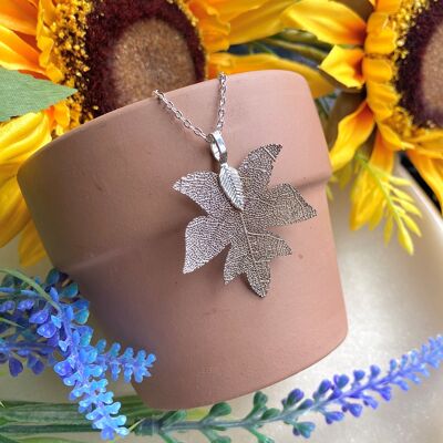 Kooky small silver electroplated leaf necklace